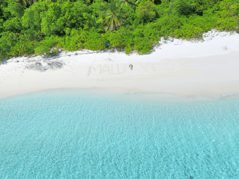 Drone view of Maldives, Indian Ocean, snorkeling, beach, luxury resort, luxury travel, travel bloggers, WorldTravelAdventurers, World Travel Adventurers, beach fun