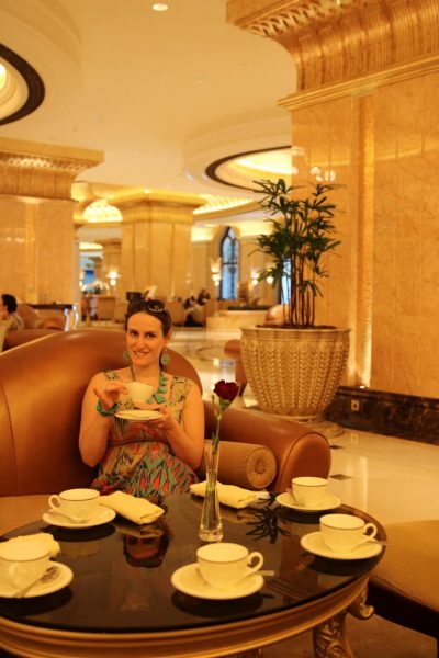 emirates palace tea, emiratespalaceentrance, Emirates Palace, Abu Dhabi, United Arab Emirates, UAE, luxury travel, luxury hotel, 5 star hotel, world travel adventurers, WorldTravelAdventurers, world's 2nd most expensive hotel, hotel review