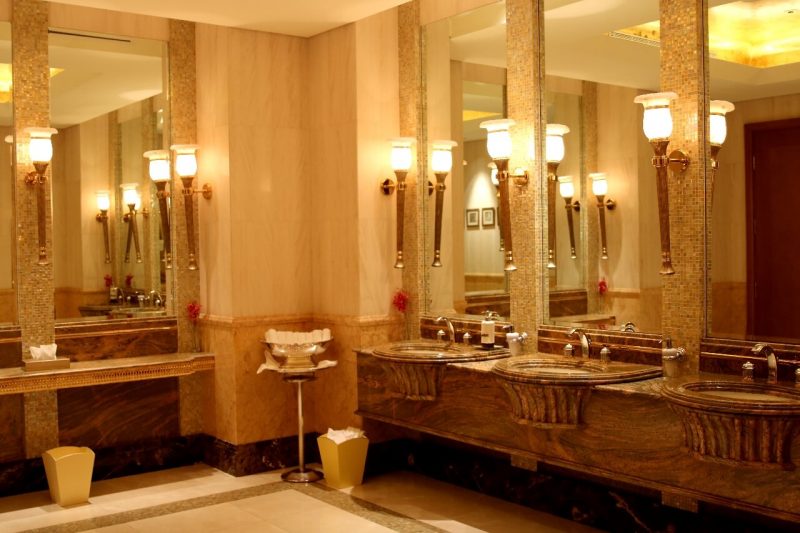 emiratespalace bathroom, emiratespalaceentrance, Emirates Palace, Abu Dhabi, United Arab Emirates, UAE, luxury travel, luxury hotel, 5 star hotel, world travel adventurers, WorldTravelAdventurers, world's 2nd most expensive hotel, hotel review