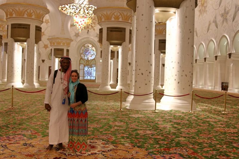 Sheikh Zayed Grand Mosque, Abu Dhabi, United Arab Emirates, UAE, architecture, art, world travel adventurers, WorldTravelAdventurers, luxury travel, luxury, prayer hall, chandelier