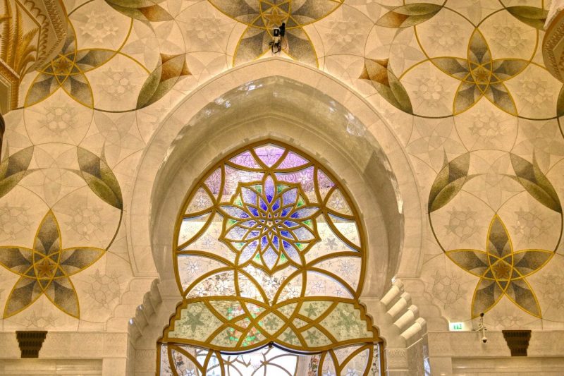 Sheikh Zayed Grand Mosque, Abu Dhabi, United Arab Emirates, UAE, architecture, art, world travel adventurers, WorldTravelAdventurers, luxury travel, luxury, prayer hall, window