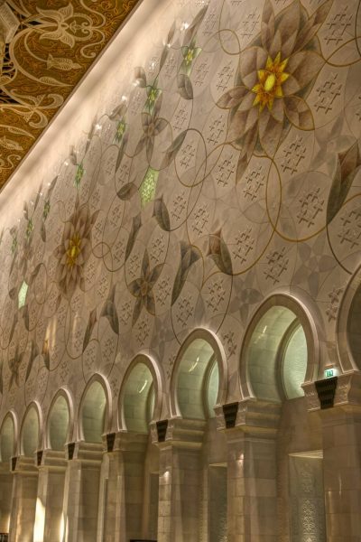 Sheikh Zayed Grand Mosque, Abu Dhabi, United Arab Emirates, UAE, architecture, art, world travel adventurers, WorldTravelAdventurers, luxury travel, luxury, prayer hall, arches