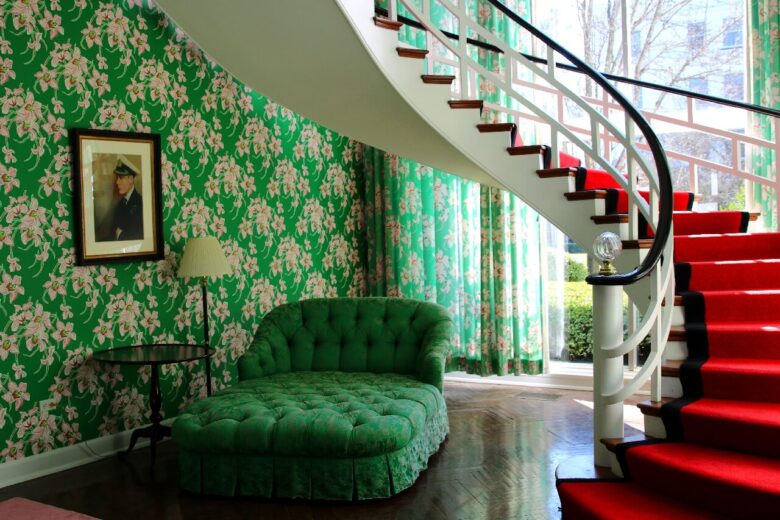 Greenbrier Presidential Suite luxury hotel South