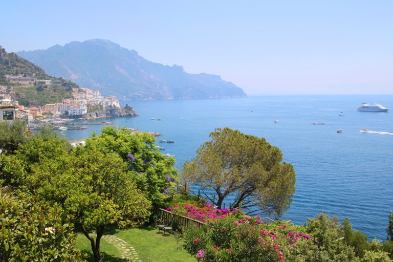 10 Stunning Images of the Amalfi Coast - World Travel Adventurers ...