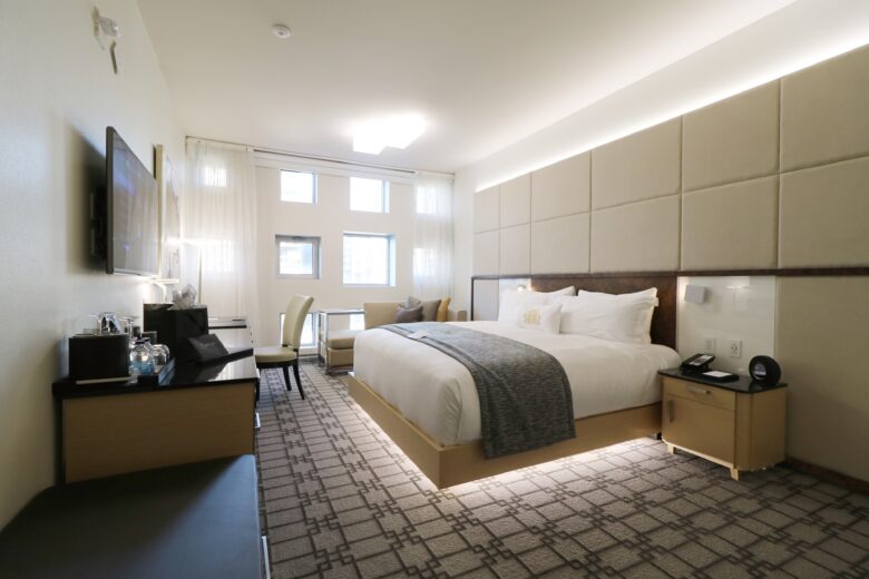 Le Mount Stephen Superior King Review