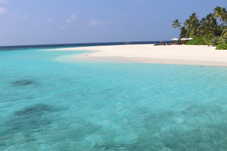 Maldives Bora Bora comparison