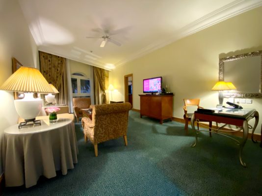 Grand Hyatt Muscat suite