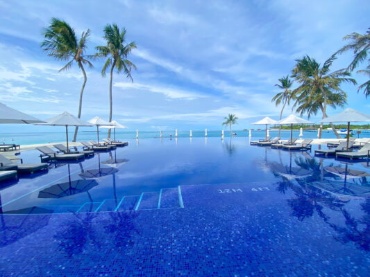 Conrad Maldives Rangali Island pool